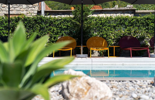 Villa Lastva is a Five Star Seafront Luxury Villa With Privite Pool - Foto 36