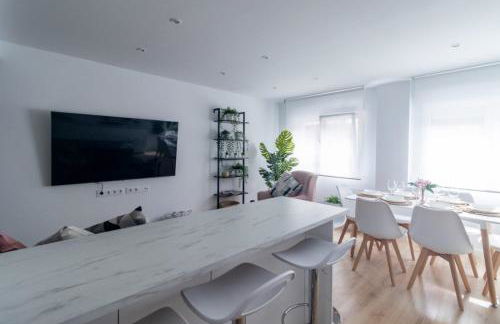 Lujoso apartamento entre 2 playas con garaje, wifi - Foto 22