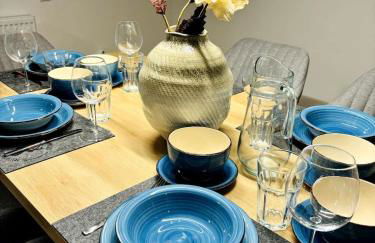 REMA Homes - Dachgeschoss Klima 3x Queen-Size Balkon Küche TV - Foto 3