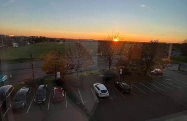 Voyager Haus Apartments, EV Charging Stations, London Heathrow Airport, LHR, Terminal 4, RE-Energise & GO - Foto 29