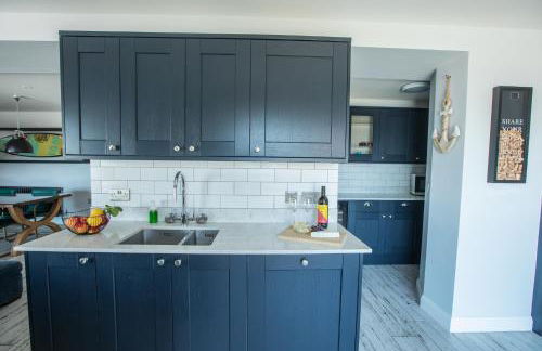 UPPER BEACH HOUSE - Photo 35