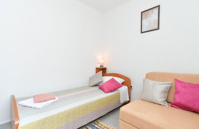 Apartment 358 - Photo 12