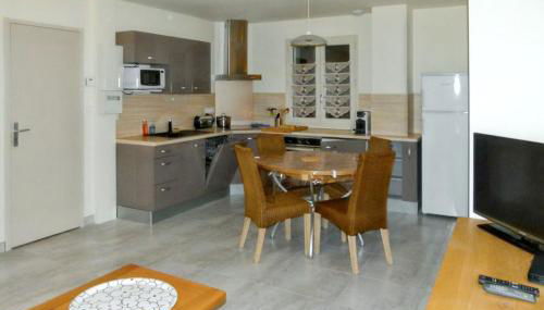 Maison confortable avec vue montagne à Nant, piscine partagée - Photo 2