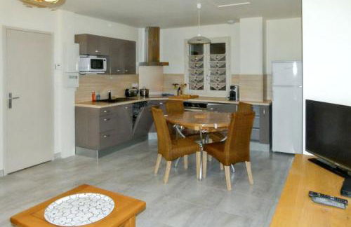 Maison confortable avec vue montagne à Nant, piscine partagée - Photo 2