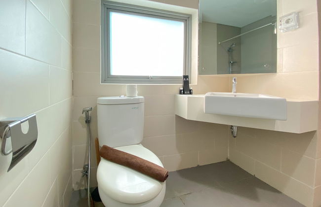 Spacious And Comfort Stay 2Br Apartment Pejaten Park Residence - Photo 17