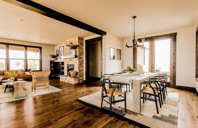 Clint by Avantstay Located Within The Brasada Ranch Community Golf Course Pool Hot Tub - Foto 3