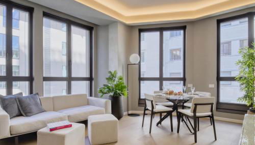 San Babila Central Tower by Rentopolis - High-end 1bdr with panoramic terrace overlooking Duomo - Foto 4