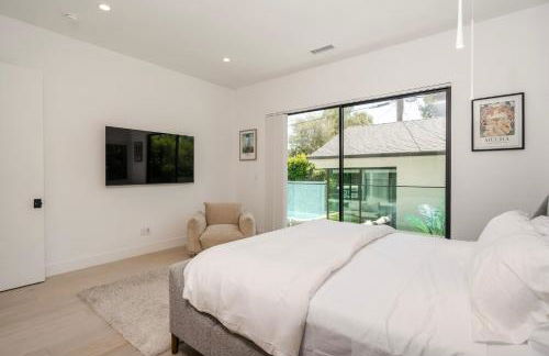 Modern Poolside Paradise - Foto 8