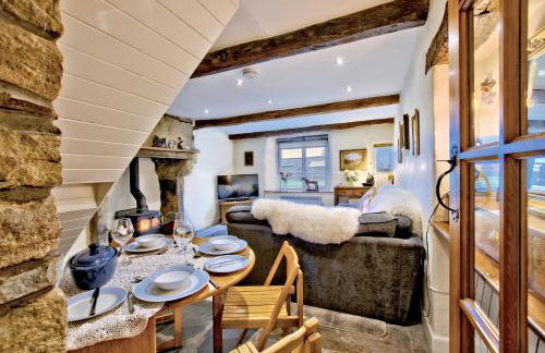 Westside Cottage, Newby Hamlet, Clapham, Yorkshire Dales National Park, Famous Three Peaks, Near The Lake District, Pets Are Welcome, Direct Parking in front of the Cottage & Guest Parking - Foto 8