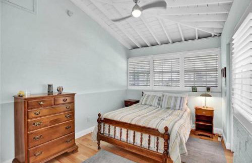 Chic Victoria Park Villa with Heated Pool and Spa - Foto 8