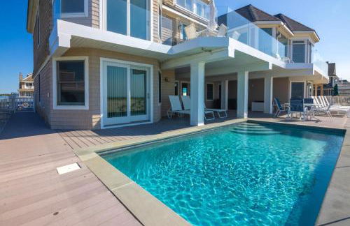 Spectacular 8 Bedroom Oceanfront Hamptons Beach House, Your Castle By The Sea ! - Foto 13