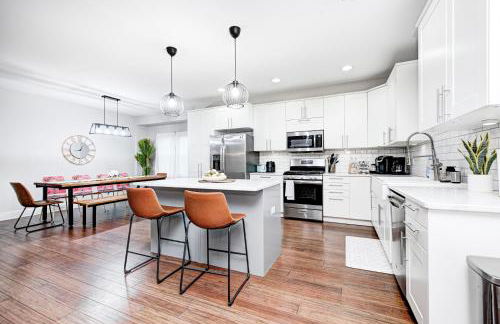 Indy Getaway - 5BR - Sleeps 16 - Arcade games - Perfect for families and groups - Foto 5