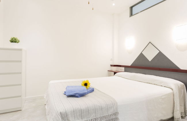 1 bedroom Apartment in Castelló d'Empúries with garden - Photo 10