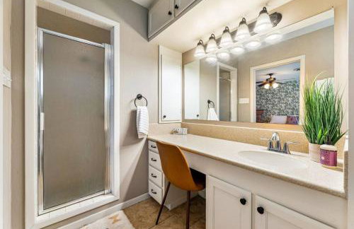 Pet-Friendly Aggie Village - Fire Pit Games and walk to Texas AnM - Foto 26