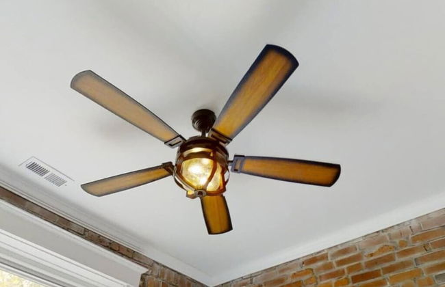 Cozy Family Home - Walk to MO Botanical Gardens - Photo 40