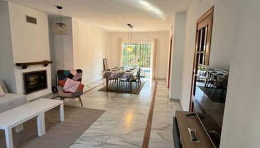 Gran Chalet a 13 min de Sevilla - Photo 5