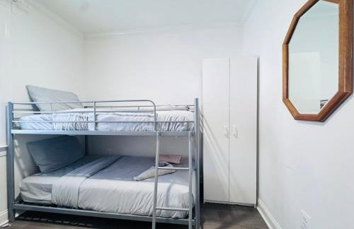 Entire Family-friendly 4 BR Cozy Unit , Metro walk - Foto 13