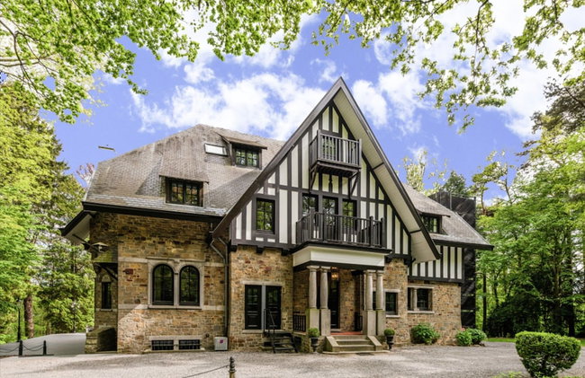 Vintage Villa with Hot Tub & Infrared Sauna in Ardennes - Photo 1