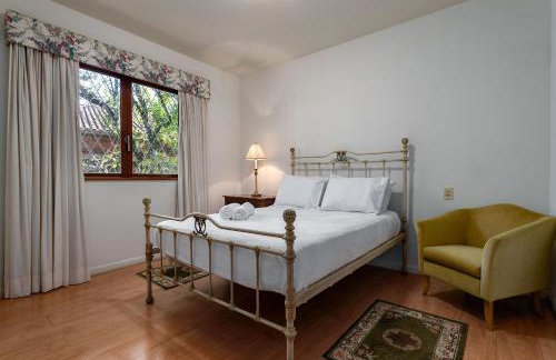 Casa na Granja Comary com piscina, churrasqueira e jacuzzi privativa - Foto 22