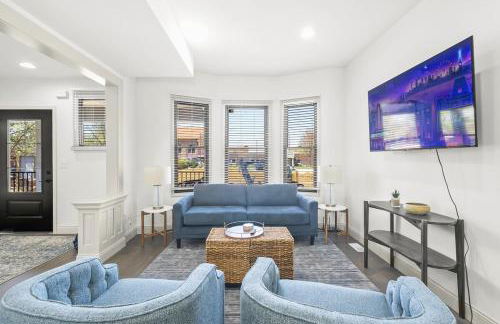 Brick Beauty Downtown, 3BR, Fenced Yard, Garage! - Foto 14