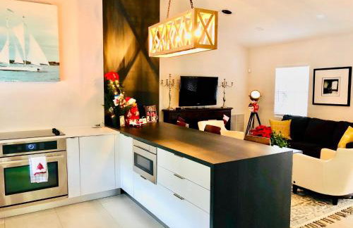 Breathtaking Pool Home and Backyard by Wilton Mnrs - Foto 39