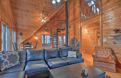 Waterfront Arkdale Retreat 2 Acres with Deck and View - Foto 11