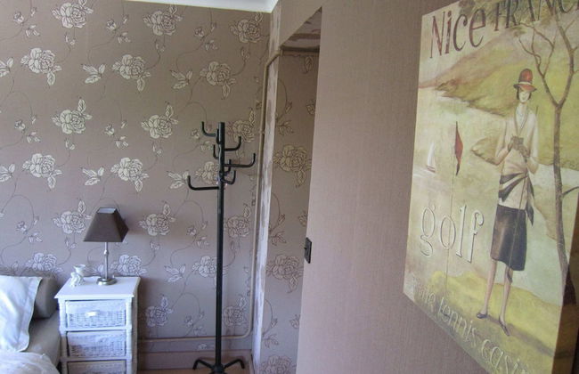 Charming House With Stunning View of the Bouillon Castle - Photo 3