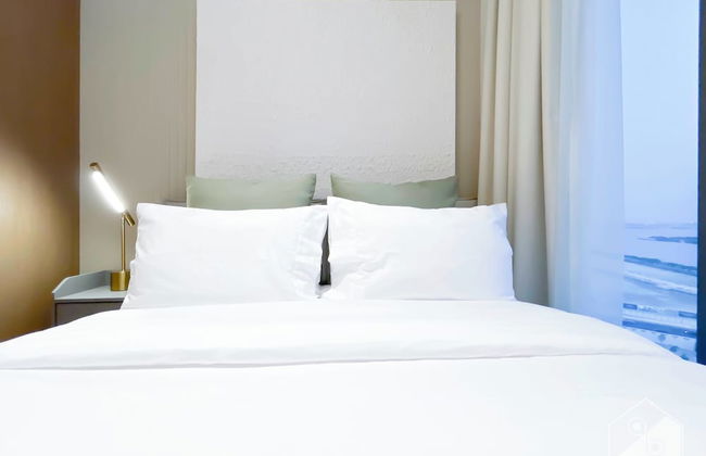 Gorgeous 1B Apt With Balcony in Azizi Fawad - Photo 2