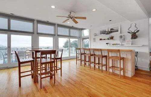 Stunning, Large, Waterfront Retreat - Foto 11