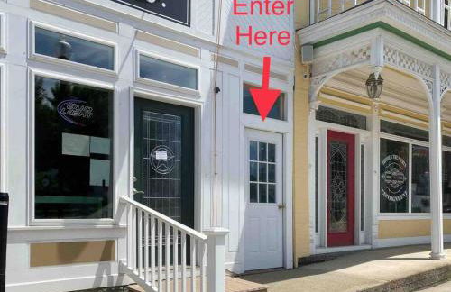 Small Town Hideaway - Photo 39