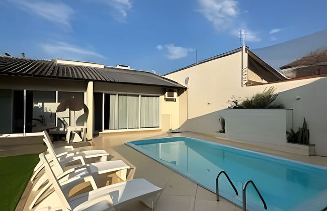 Casa com piscina 5 suites 1 quarto e AC - Photo 30