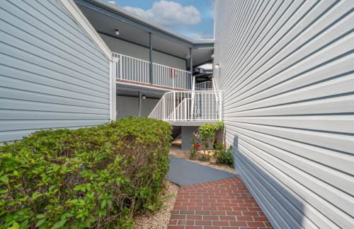 Cozy Golf Condo with 3 Pools, Gym and Just 15 Minutes to Airport - Foto 9