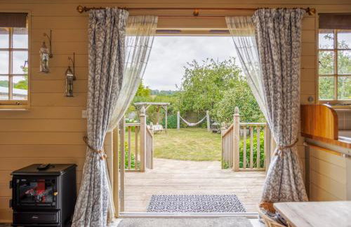 The Challoners - Photo 3