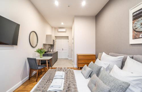 Venetian House Market Square Aparthotel - Photo 158