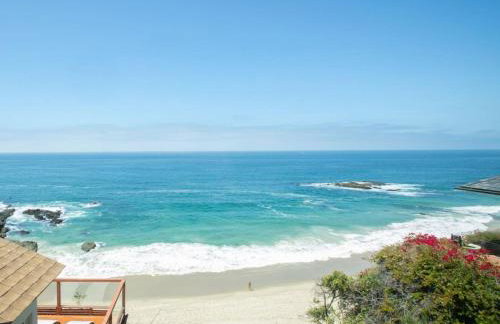 OCEAN FRONT Beach HOUSE! Private Stairs to SAND! - Foto 8