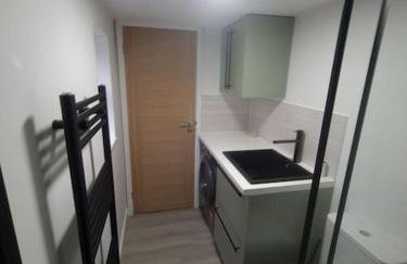 Converted garage ensuite - Foto 2