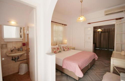 Hara Studios and Apartments - Photo 140