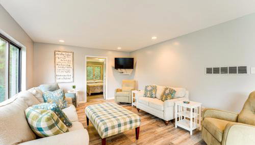 Walk to Semi-Private Beach Lake Michigan Getaway - Foto 4