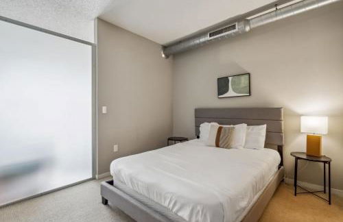 CozySuites 2BR Mill District with pool, gym #02 - Foto 2