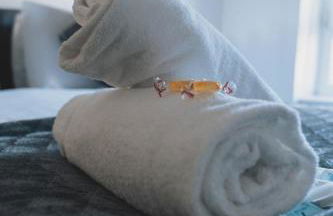 Stylish 3BR Stay by Hampden No 161 with Free Parking - Foto 33