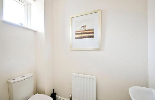 LUX Contractor & Family Haven - Parks x2, Sleeps 9 - Foto 3