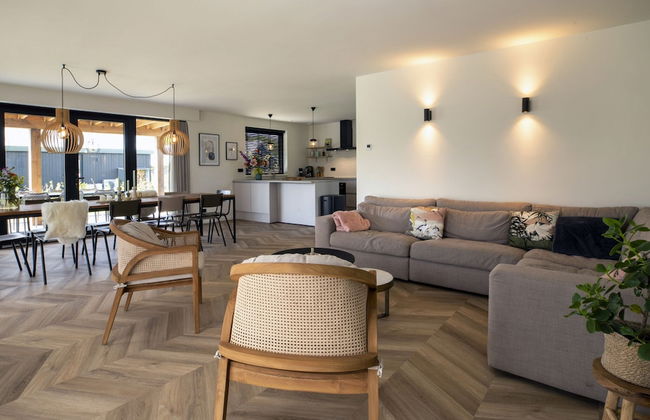 Beautiful Villa on the Water in Friesland - Foto 21