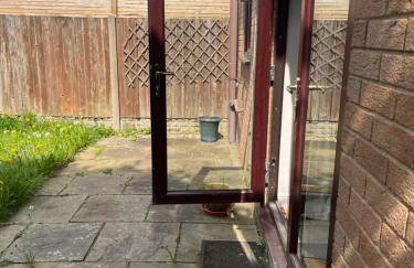 Quiet times away from city noise, but not too far! - Foto 5