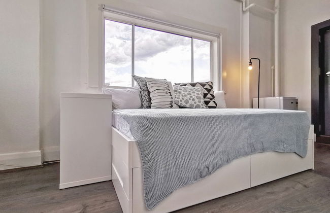 Sky Garden Studios - Photo 13