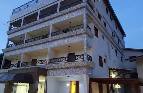 Hotel Cantinho Das Flores - Foto 27