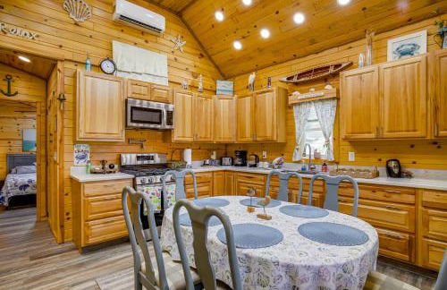 Maryland Retreat Walk to Bay, Beach and Boat Ramp! - Foto 7