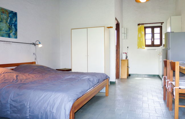 2 bedroom House in Talasani with garden and terrace - Photo 7