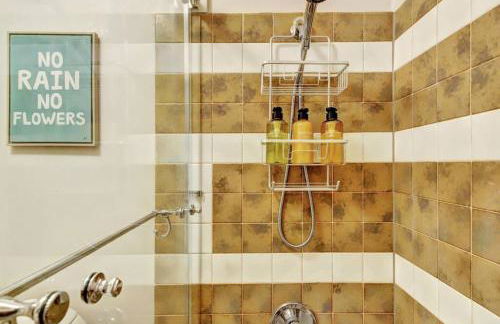 Picturesque Cabin Hot Tub - Foto 21