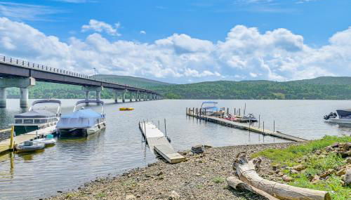 Pet-Friendly Home with Beach in Northville! - Foto 2