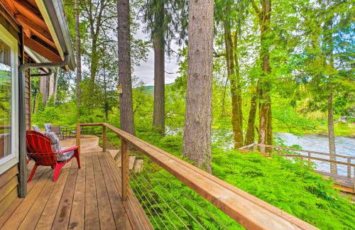 The River House with Deck, on McKenzie River! - Foto 19